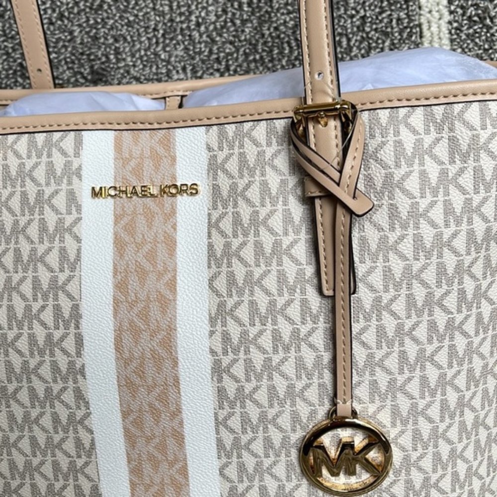 Michael Kors Jet Set Travel Medium Carryall Tote Buff Multi - Picture 2 of 16